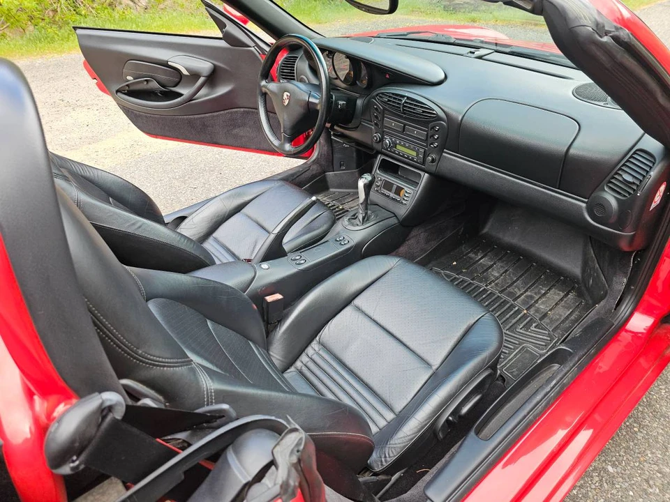 2002 Porsche 986 Boxster - Image 11 of 18