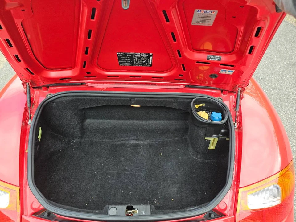 2002 Porsche 986 Boxster - Image 9 of 18