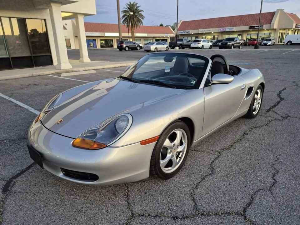 2002 Porsche 986 Boxster - Image 9 of 12