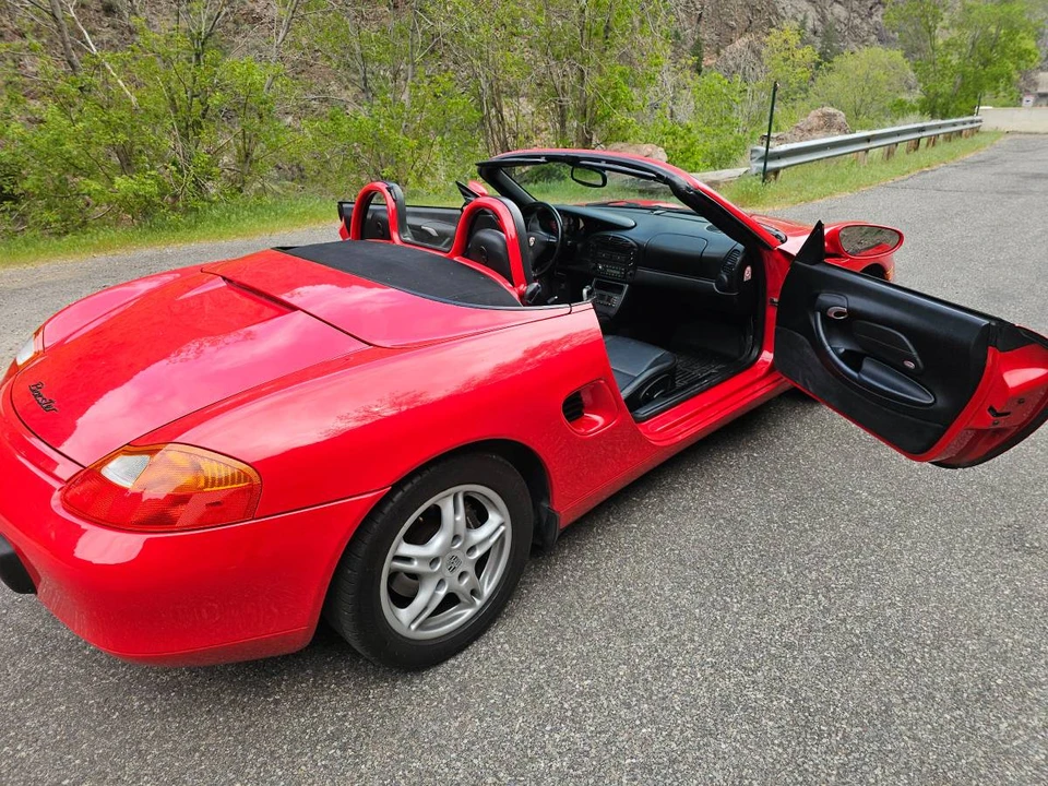 2002 Porsche 986 Boxster - Image 16 of 18
