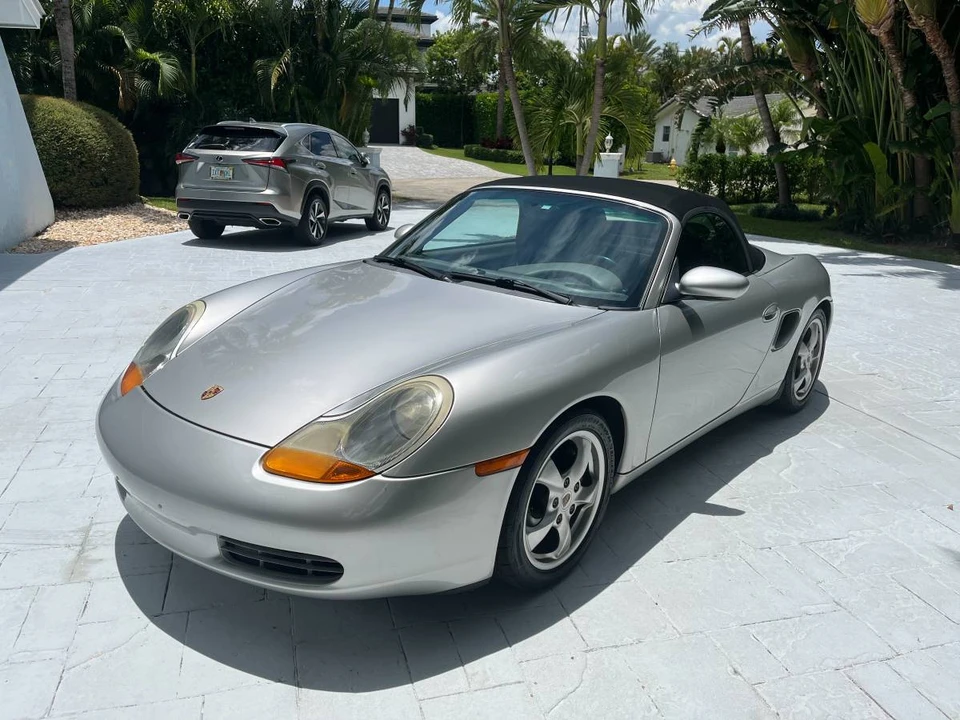 2002 Porsche 986 Boxster - Image 11 of 12