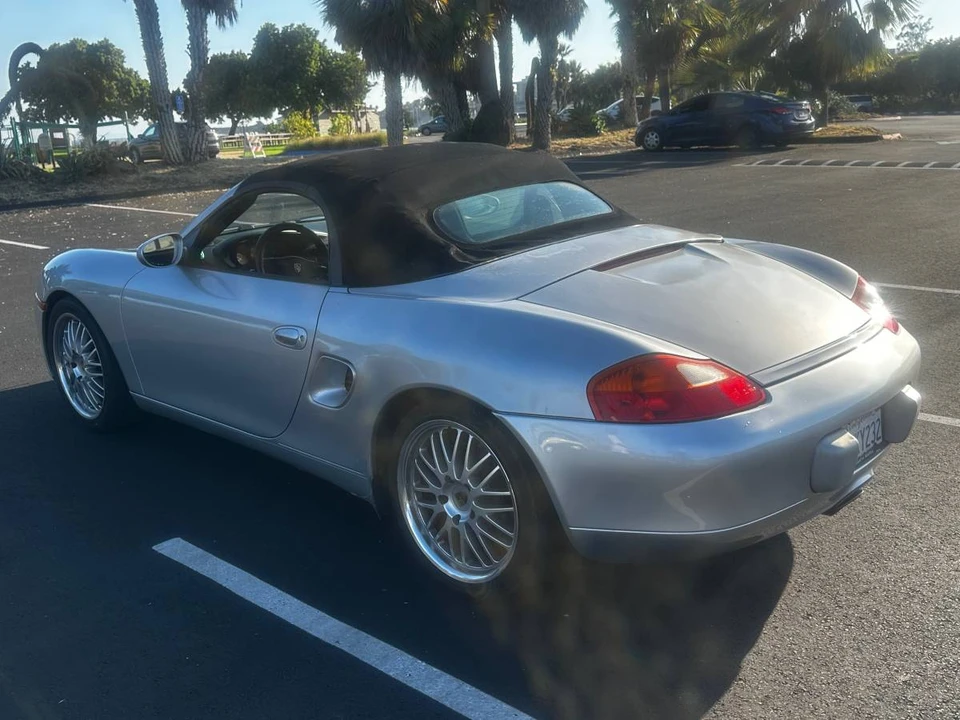 2002 Porsche 986 Boxster - Image 6 of 11