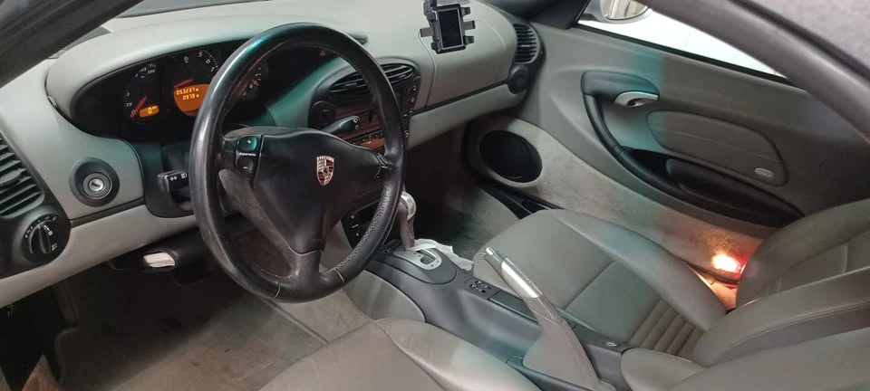 2002 Porsche 986 Boxster - Image 6 of 7