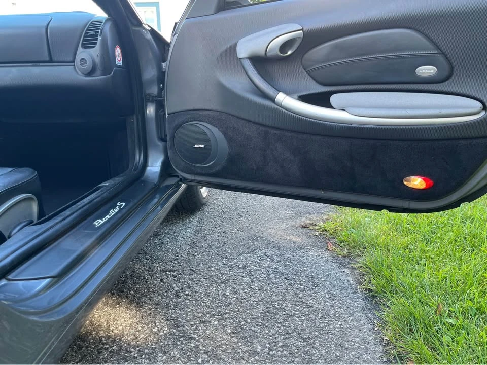 2002 Porsche 986 Boxster - Image 15 of 20