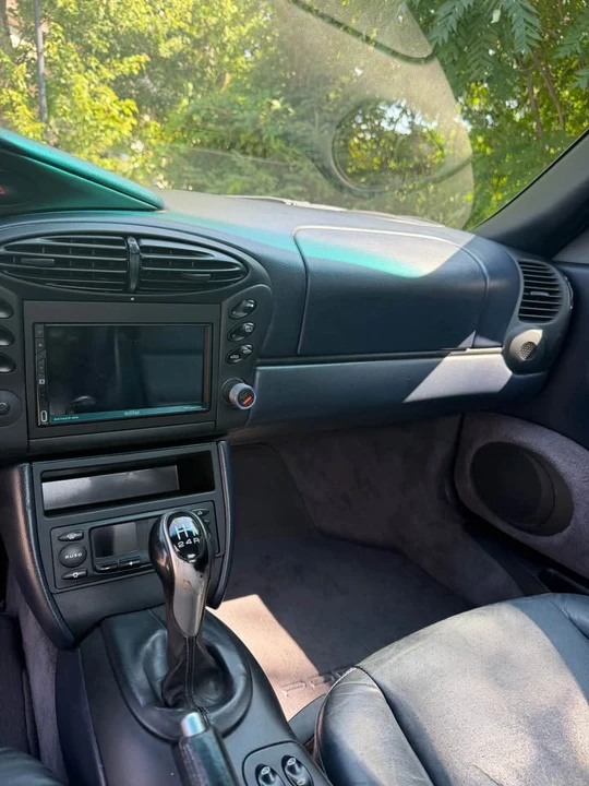 2002 Porsche 986 Boxster - Image 9 of 12