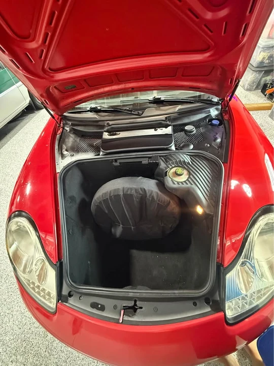 2002 Porsche 986 Boxster - Image 4 of 8