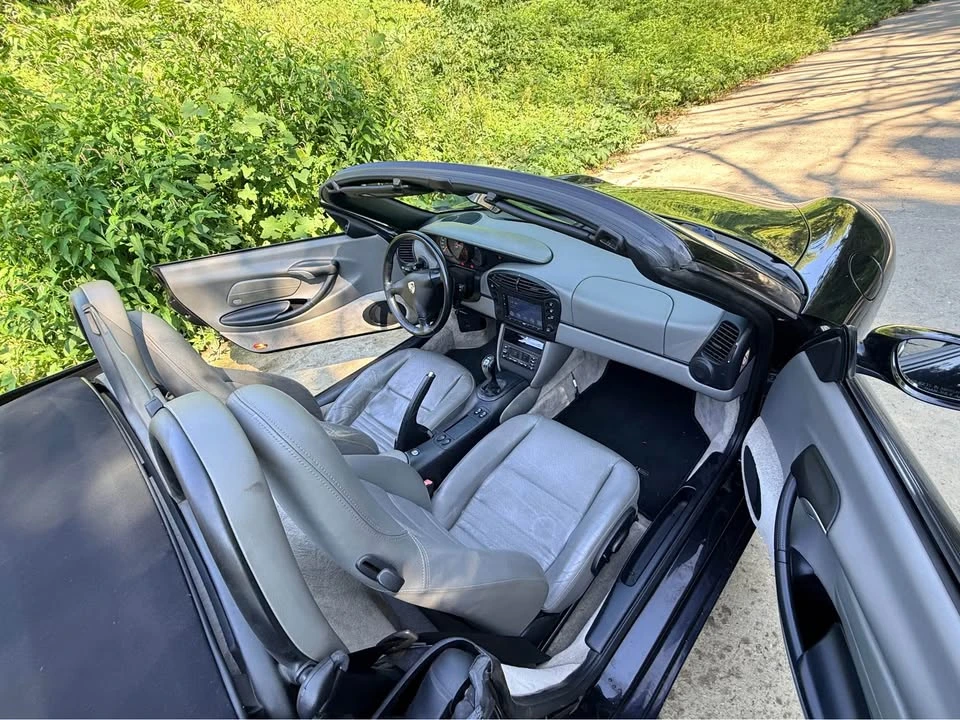 2002 Porsche 986 Boxster - Image 11 of 20