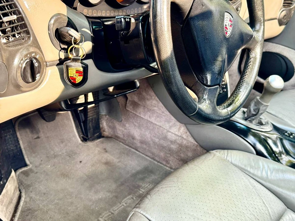 2002 Porsche 986 Boxster - Image 8 of 10