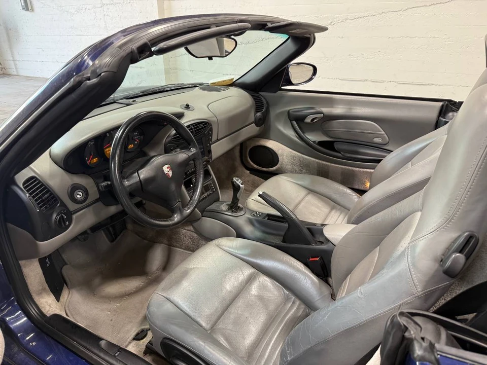 2002 Porsche 986 Boxster - Image 9 of 12