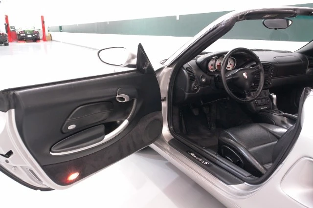 2002 Porsche 986 Boxster S - Image 5 of 5