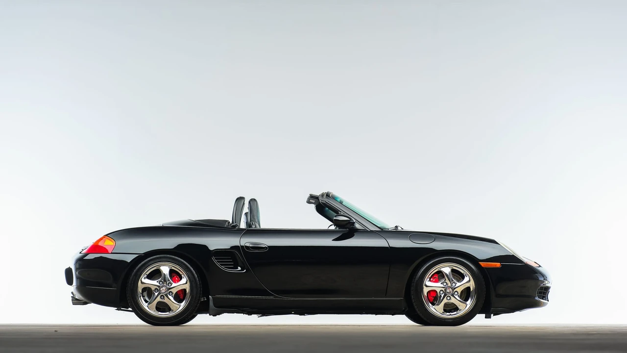 2002 Porsche 986 Boxster S - Image 9 of 31