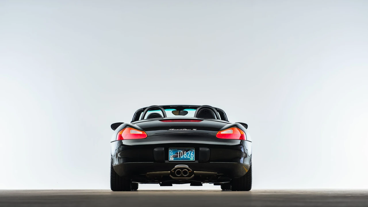 2002 Porsche 986 Boxster S - Image 10 of 31