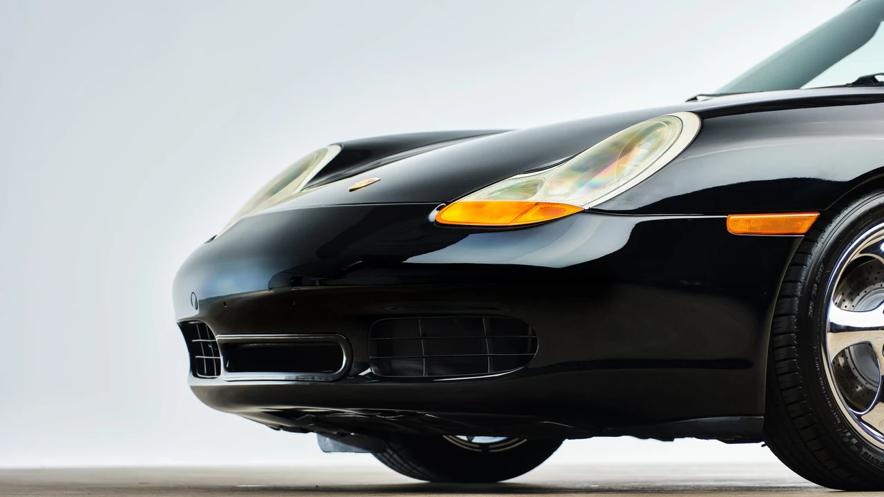 2002 Porsche 986 Boxster S - Image 17 of 31