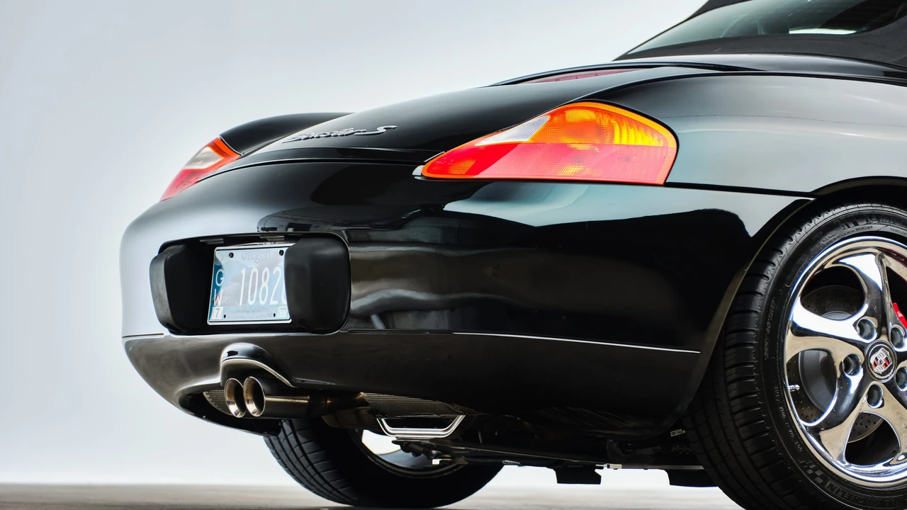 2002 Porsche 986 Boxster S - Image 26 of 31
