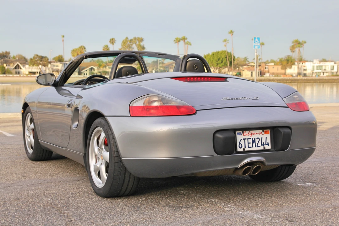2002 Porsche 986 Boxster S - Image 16 of 31