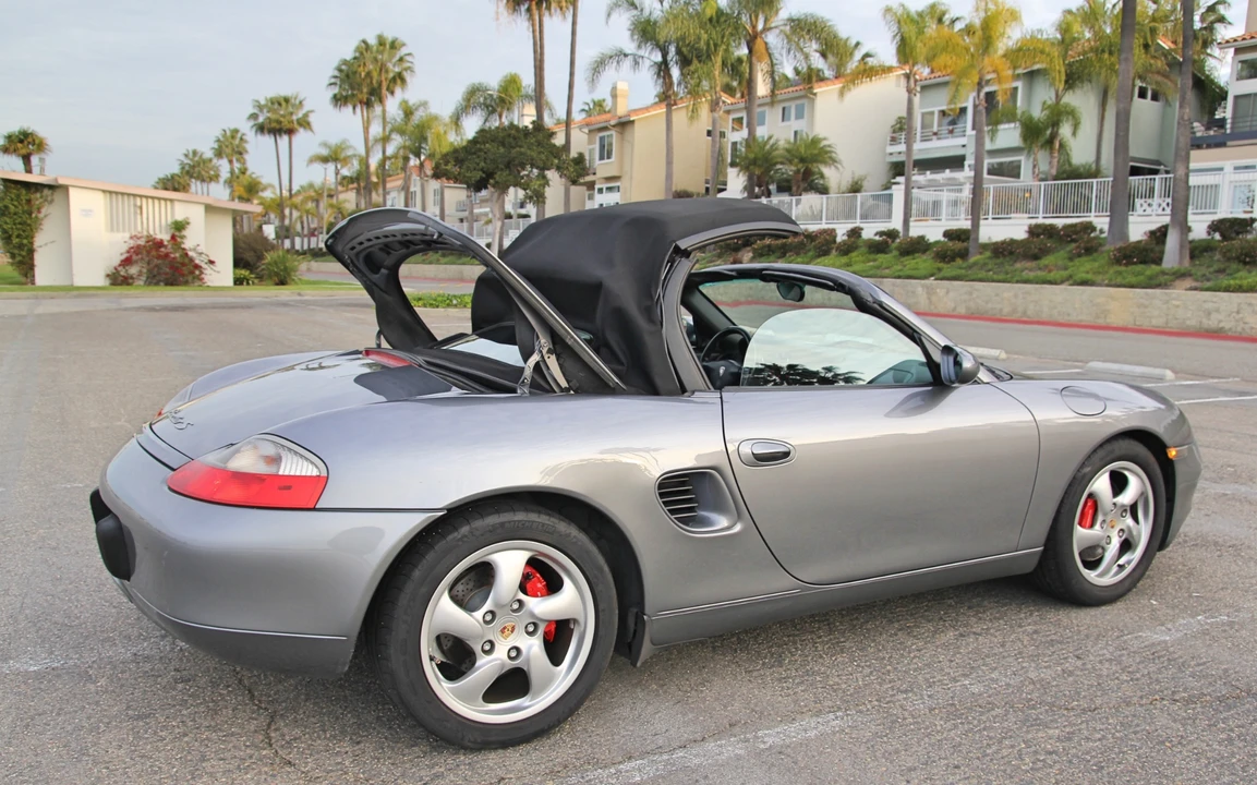 2002 Porsche 986 Boxster S - Image 28 of 31
