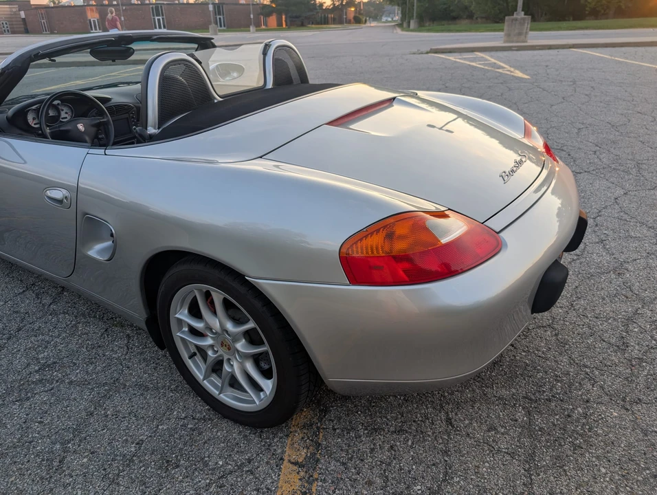2002 Porsche 986 Boxster - Image 29 of 31