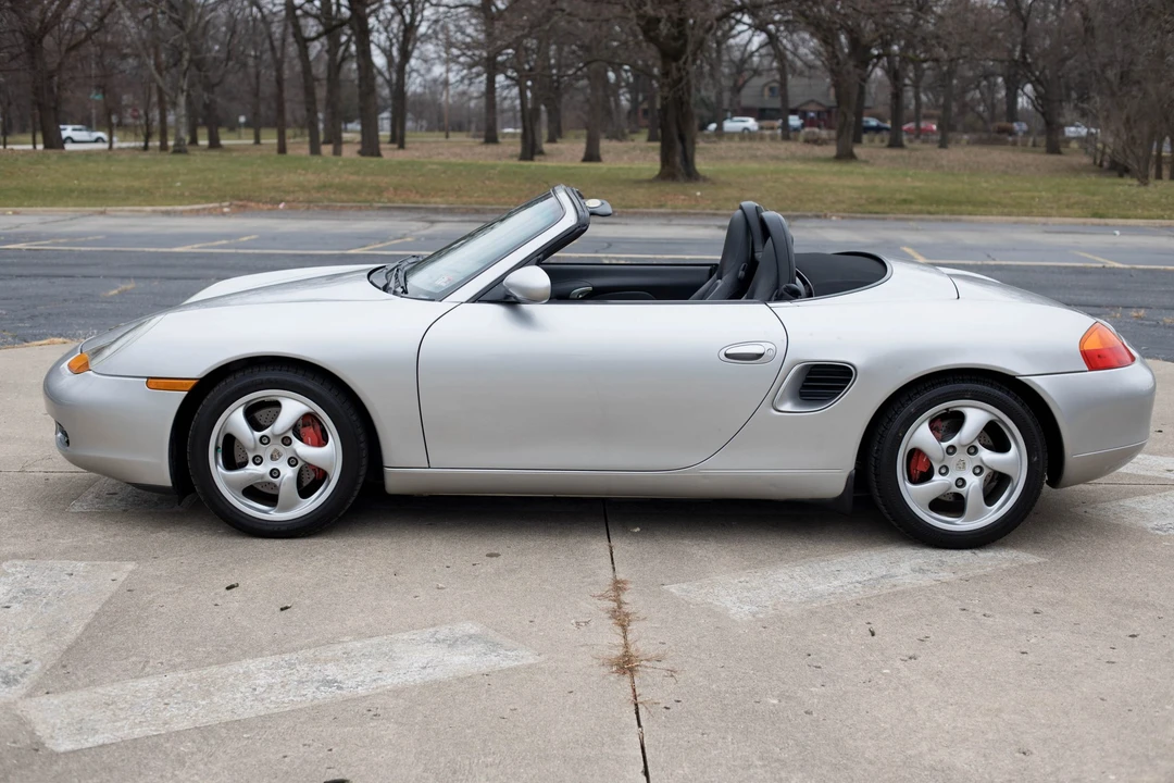 2002 Porsche 986 Boxster S - Image 9 of 31
