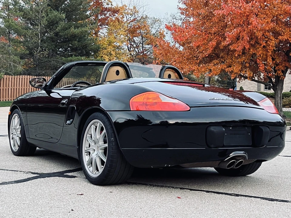 2002 Porsche 986 Boxster S - Image 24 of 31