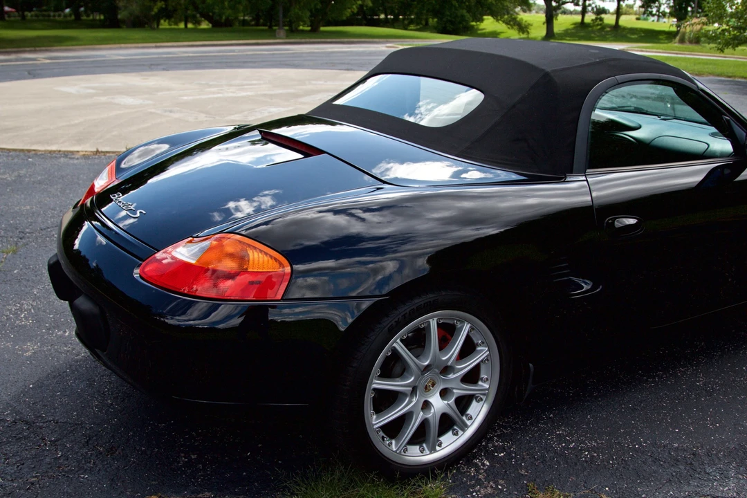 2002 Porsche 986 Boxster S - Image 17 of 31