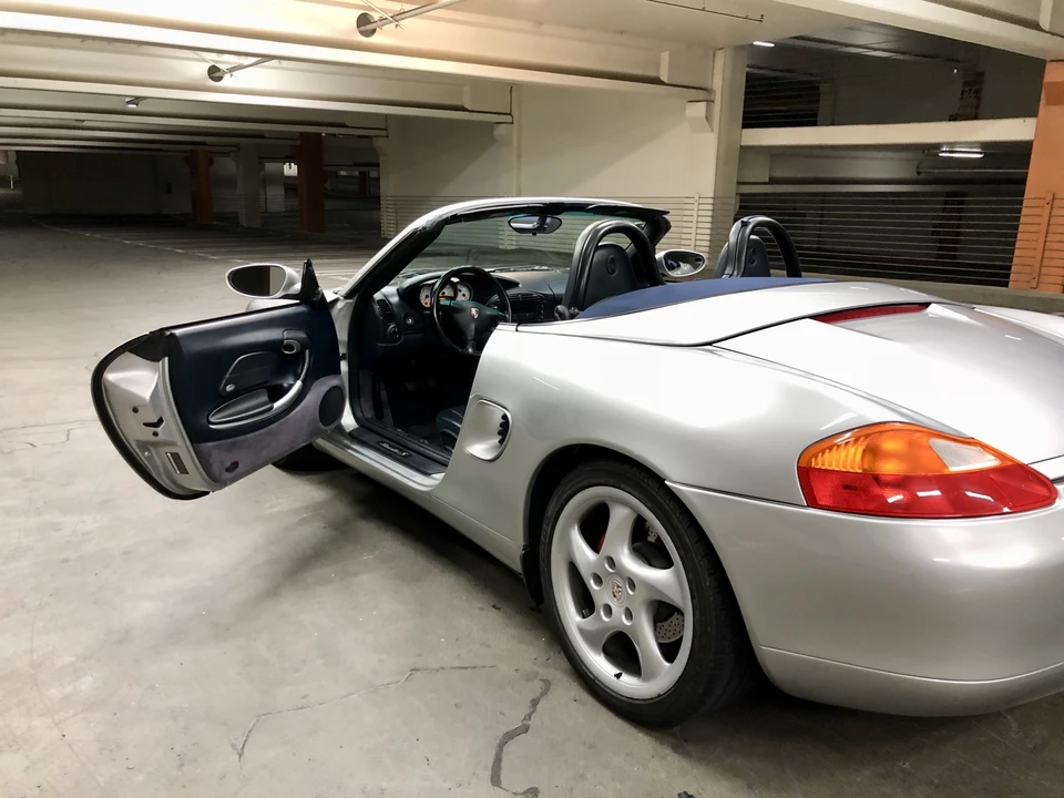 2002 Porsche 986 Boxster S - Image 9 of 31