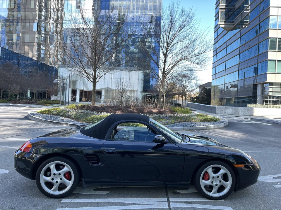 2002 Porsche 986 Boxster S - Image 16 of 31