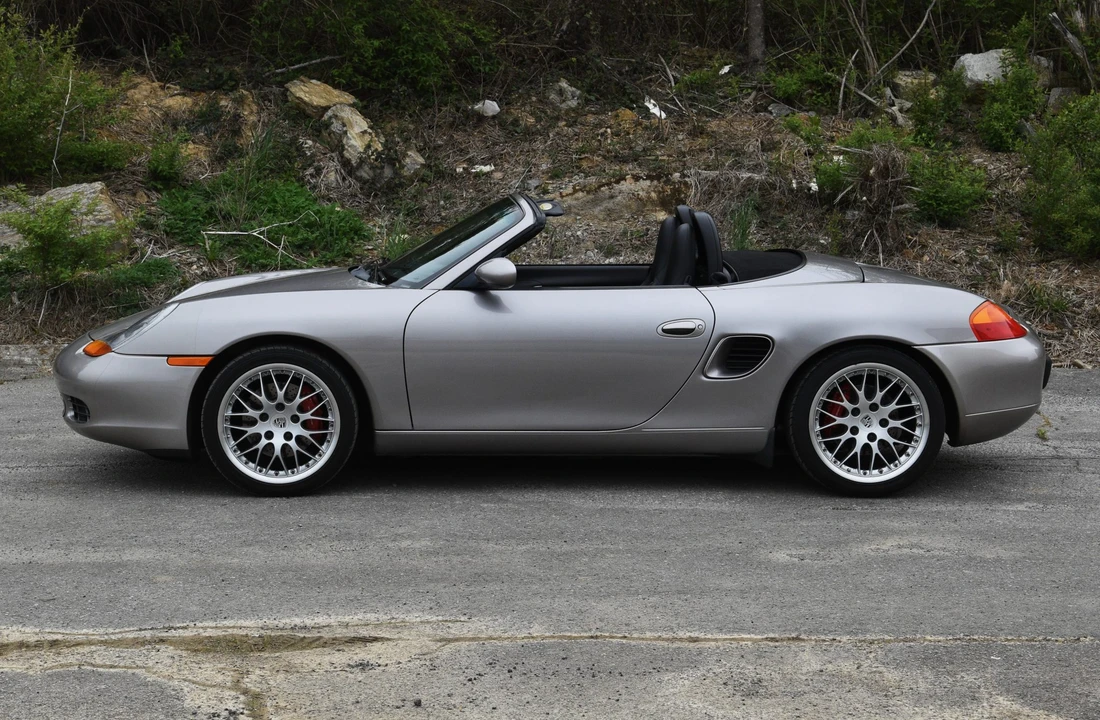 2002 Porsche 986 Boxster S - Image 9 of 31