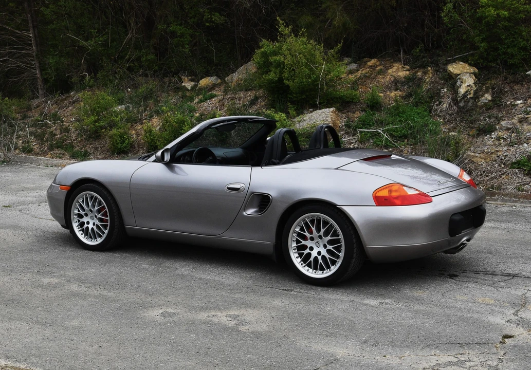 2002 Porsche 986 Boxster S - Image 12 of 31