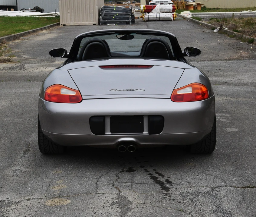 2002 Porsche 986 Boxster S - Image 13 of 31