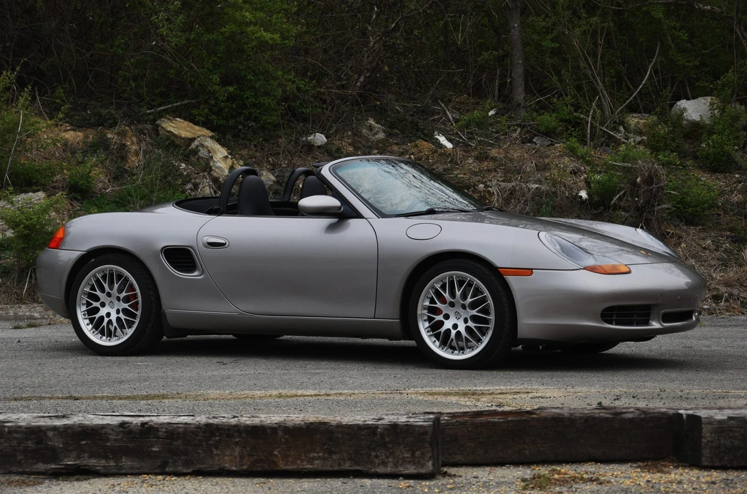 2002 Porsche 986 Boxster S - Image 24 of 31