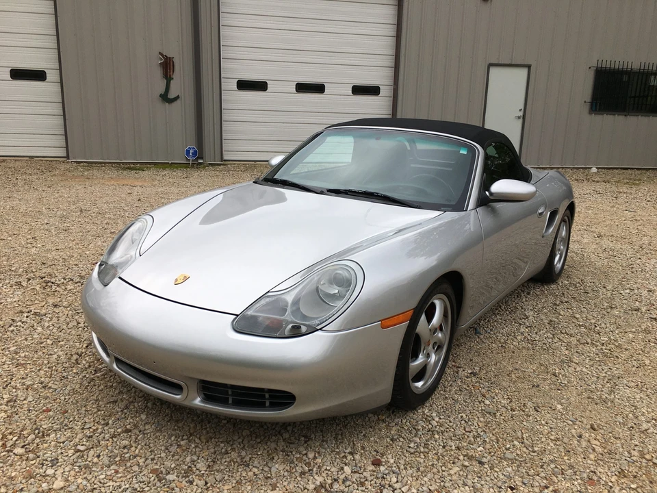 2002 Porsche 986 Boxster S - Image 11 of 31