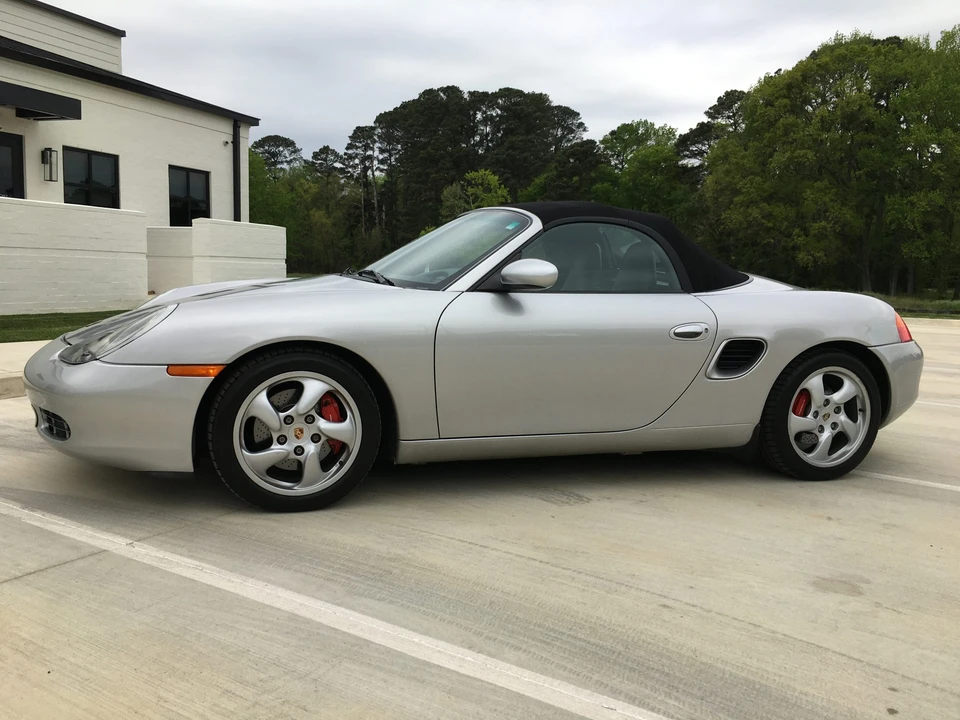 2002 Porsche 986 Boxster S - Image 17 of 31