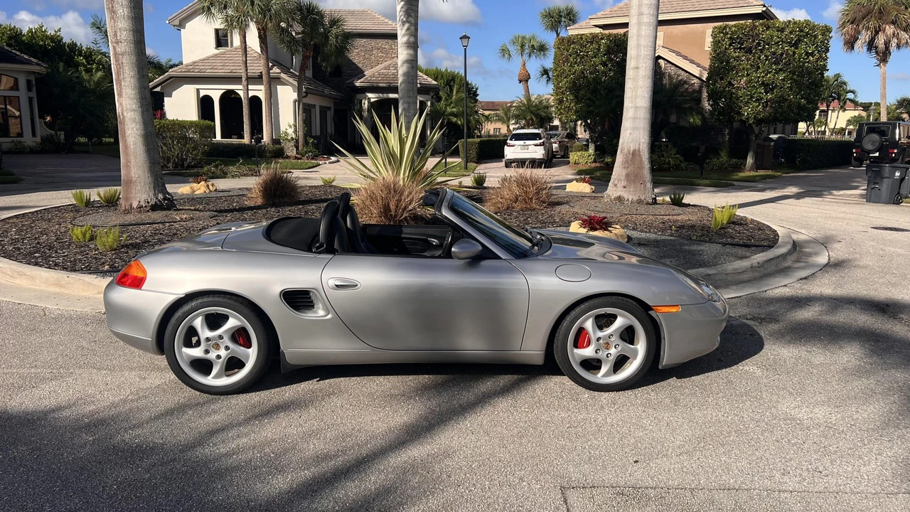 2002 Porsche 986 Boxster S - Image 8 of 31