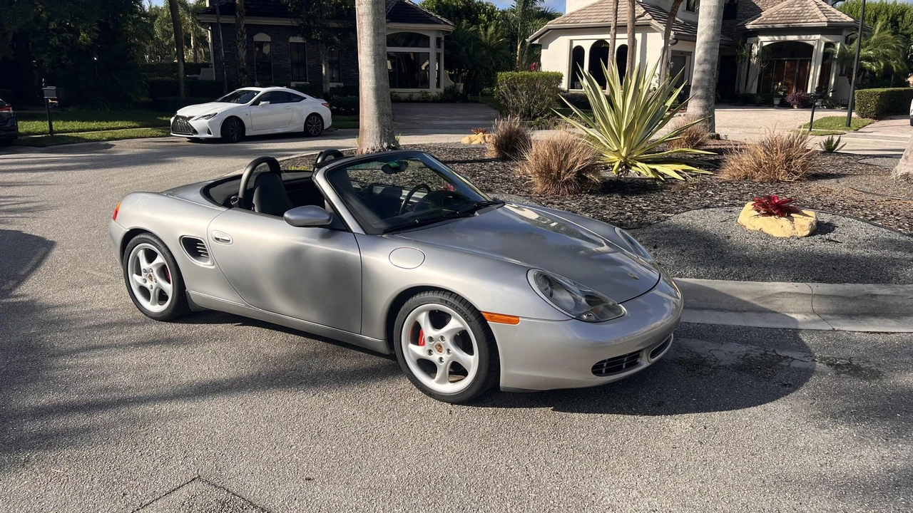 2002 Porsche 986 Boxster S - Image 12 of 31