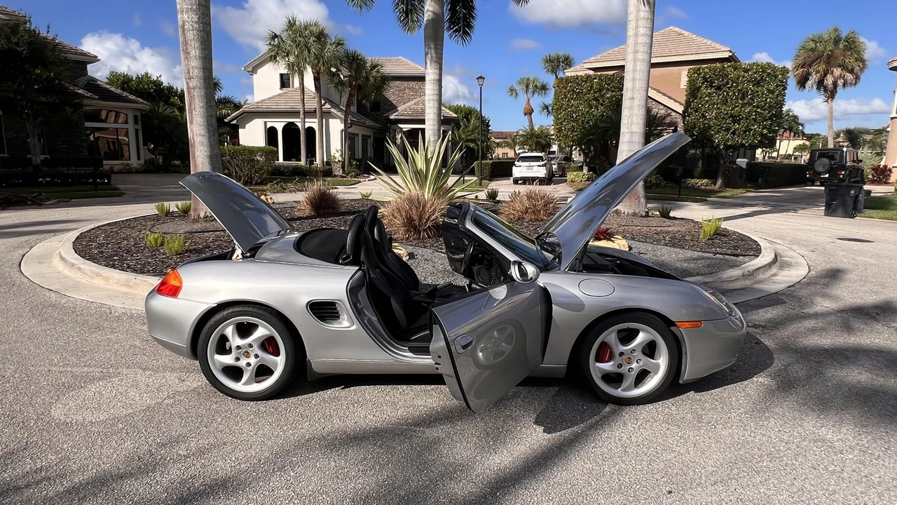 2002 Porsche 986 Boxster S - Image 26 of 31