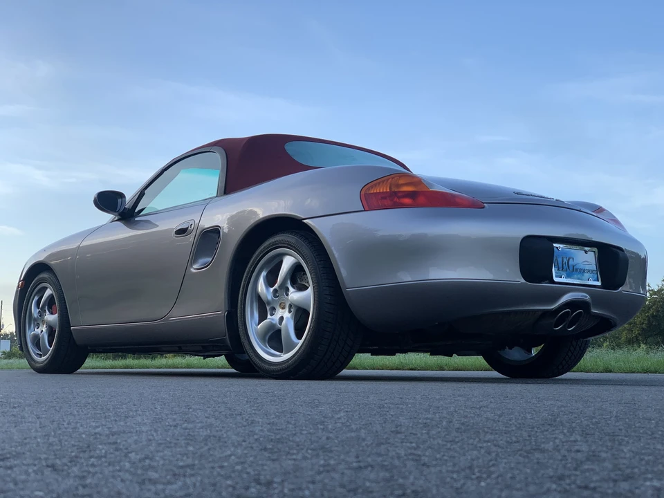 2002 Porsche 986 Boxster S - Image 11 of 31