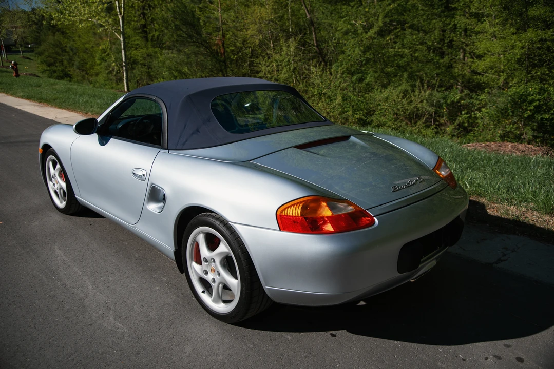 2002 Porsche 986 Boxster S - Image 24 of 31