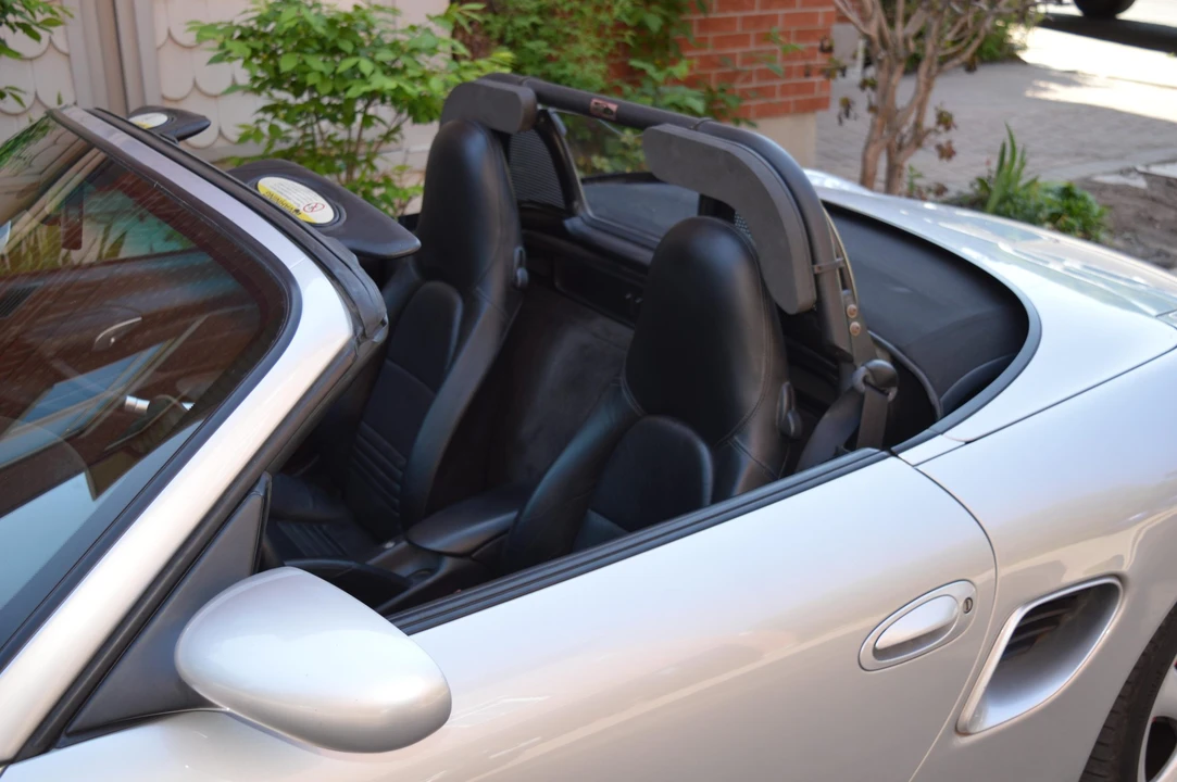 2002 Porsche 986 Boxster S - Image 25 of 31