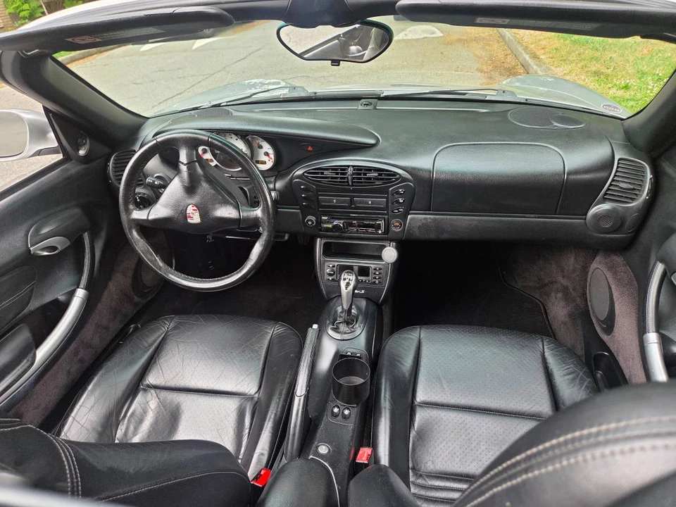 2002 Porsche 986 Boxster S - Image 13 of 16