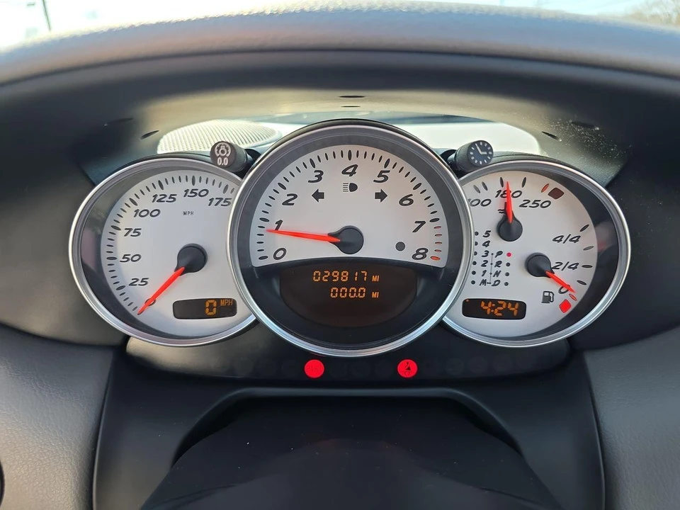 2002 Porsche - Image 11 of 31