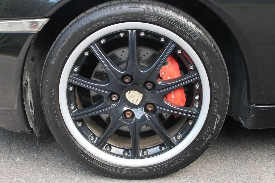2002 Porsche 986 Boxster S - Image 13 of 30