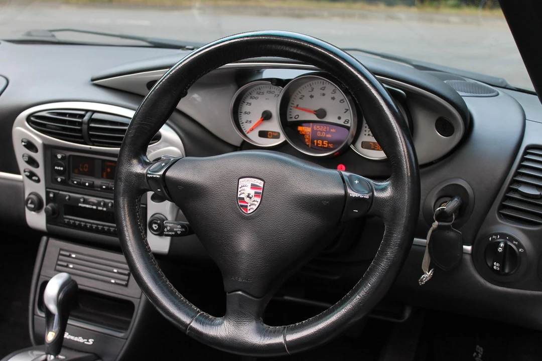 2002 Porsche 986 Boxster S - Image 18 of 30