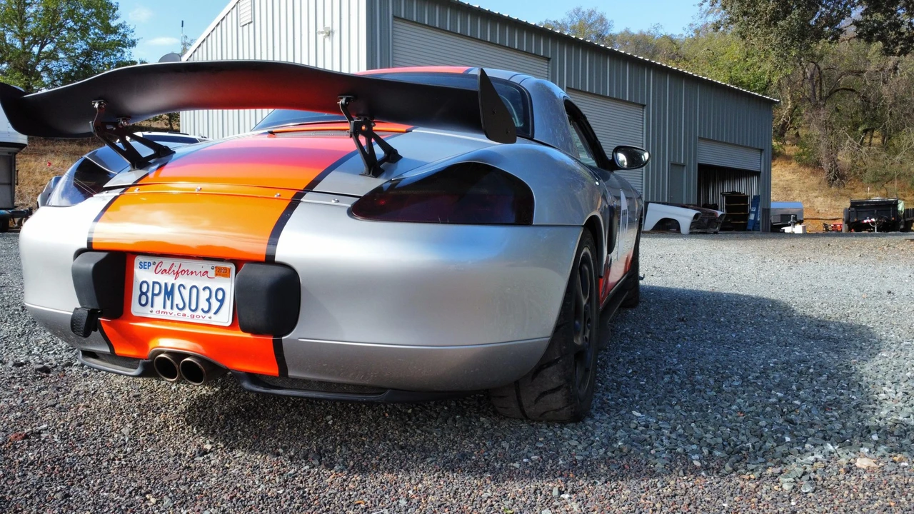 2002 Porsche 986 Boxster S - Image 9 of 31