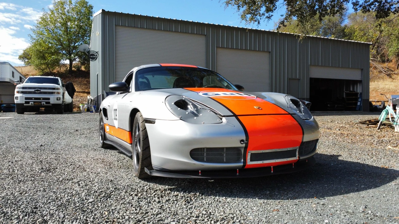 2002 Porsche 986 Boxster S - Image 2 of 31