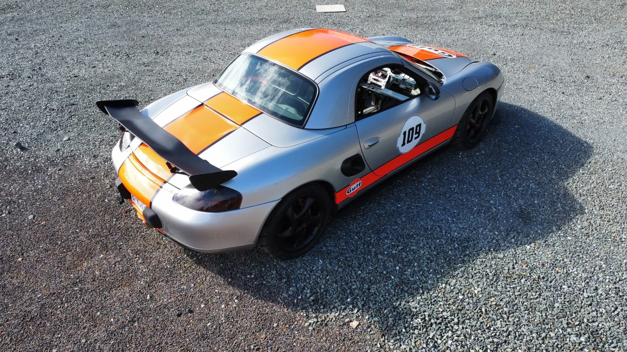 2002 Porsche 986 Boxster S - Image 8 of 31