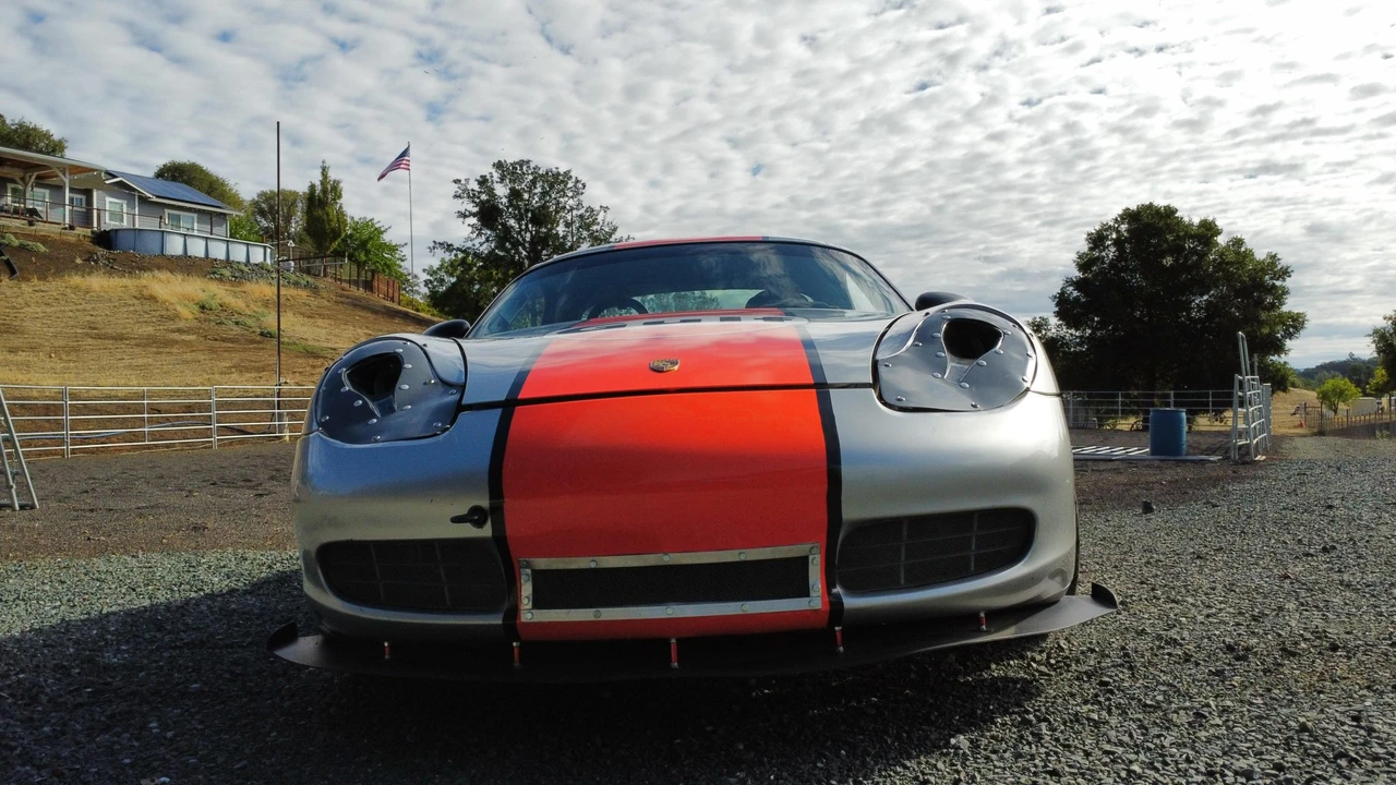 2002 Porsche 986 Boxster S - Image 24 of 31