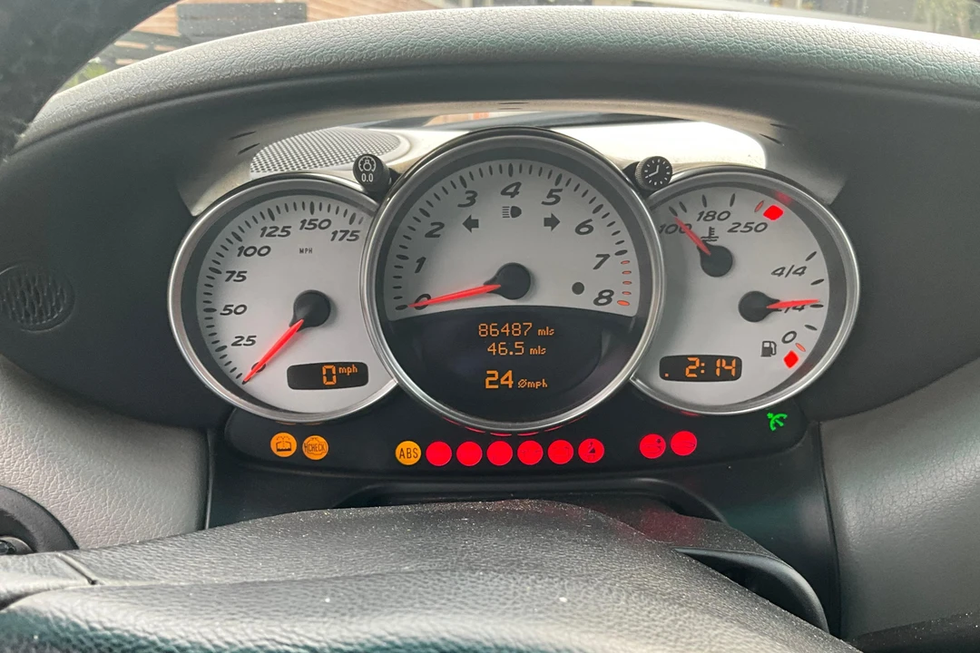 2002 Porsche 986 Boxster S - Image 24 of 31