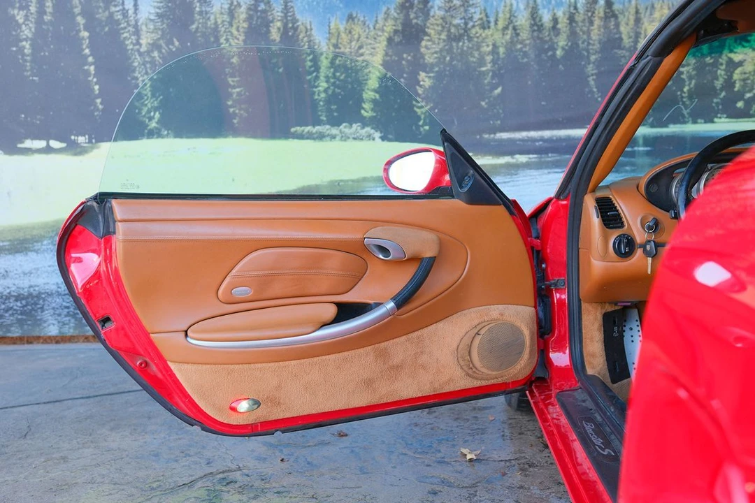 2002 Porsche 986 Boxster S - Image 11 of 31