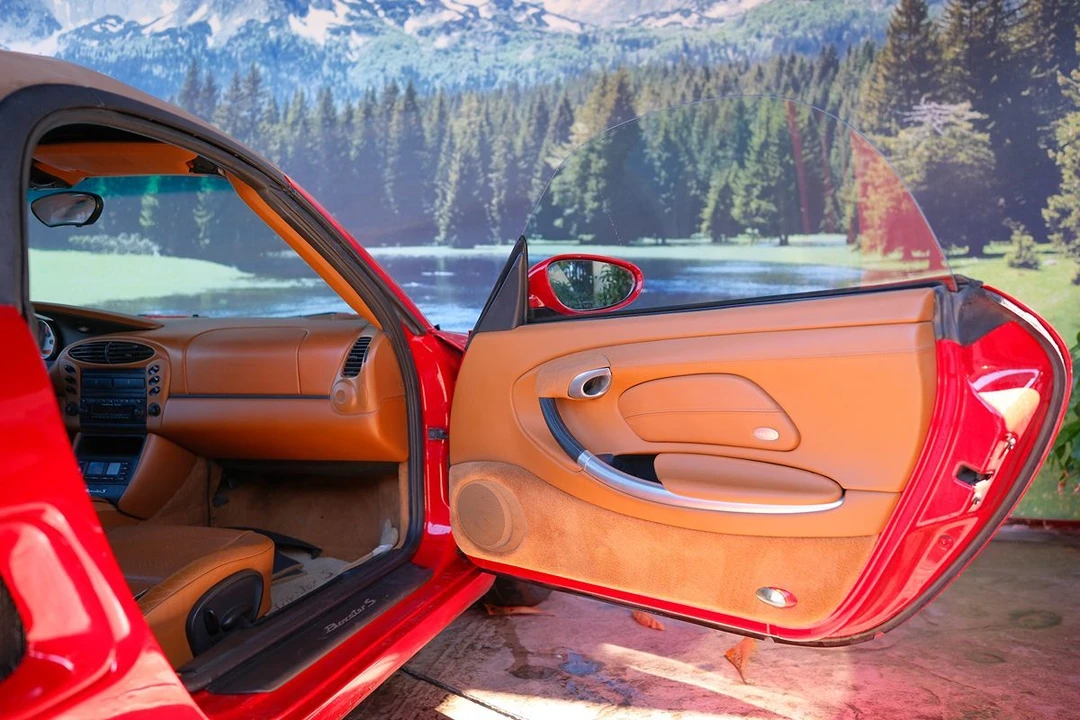 2002 Porsche 986 Boxster S - Image 24 of 31