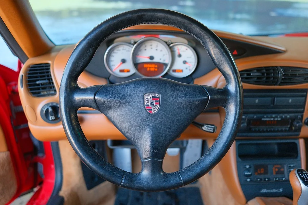 2002 Porsche 986 Boxster S - Image 15 of 31